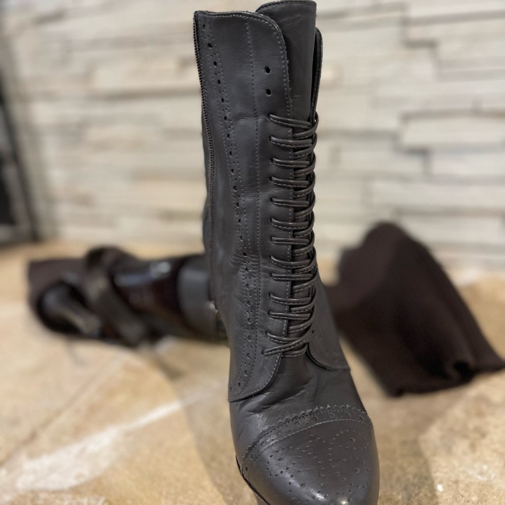LeSilla Italian designer stiletto booties.
